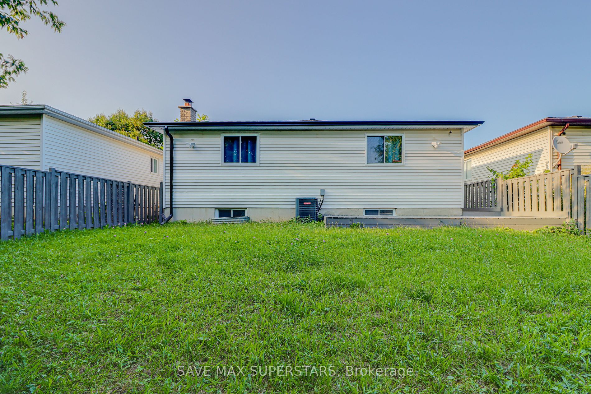 27 Maitland Dr