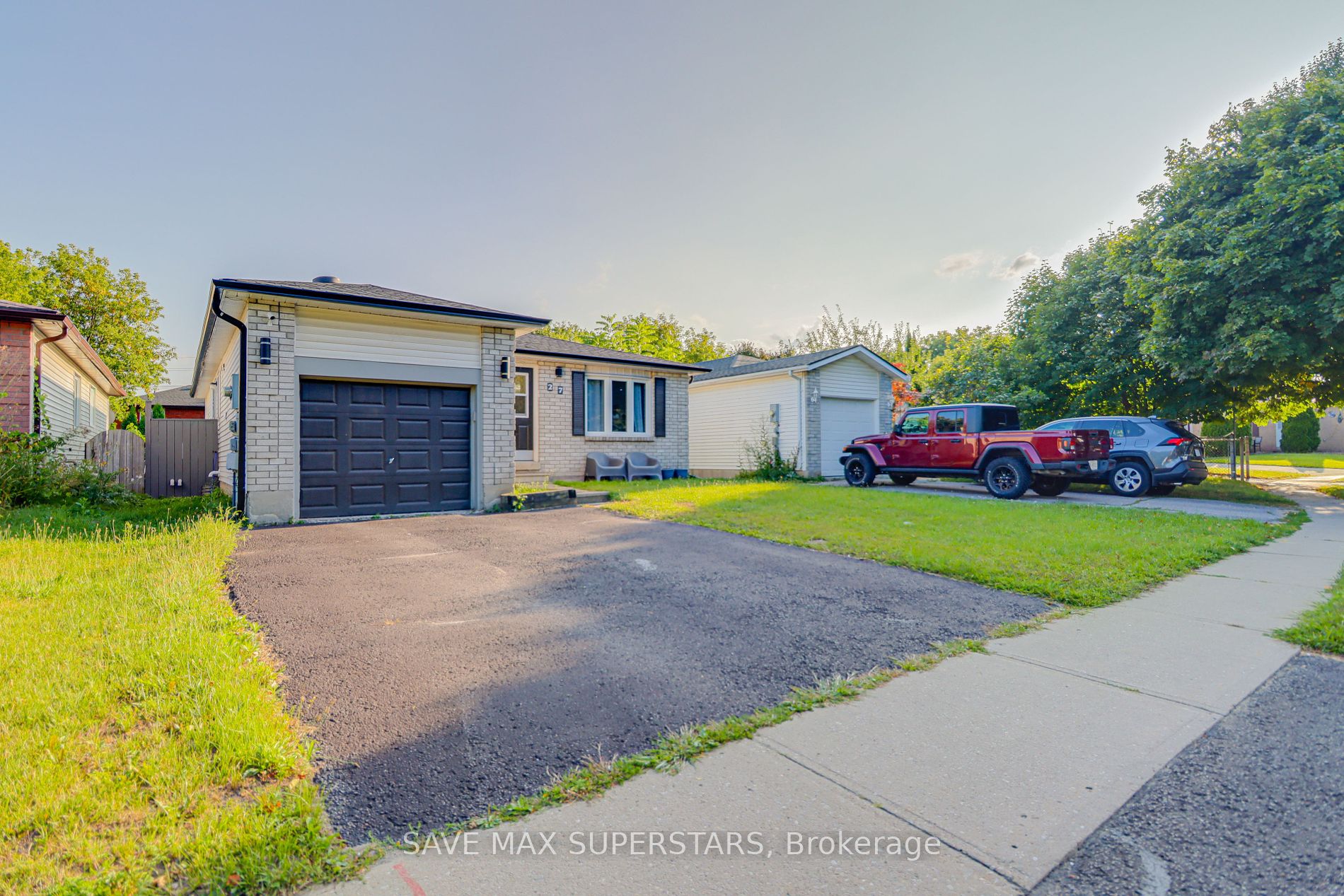 27 Maitland Dr