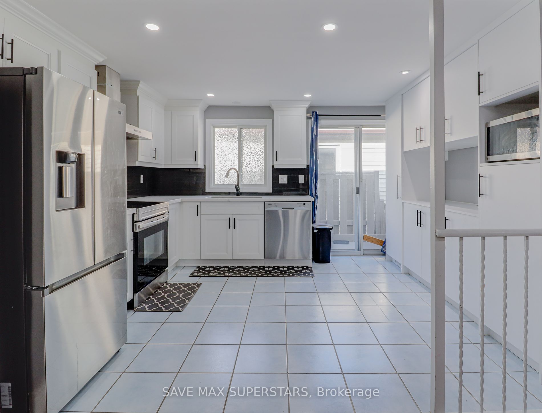 27 Maitland Dr