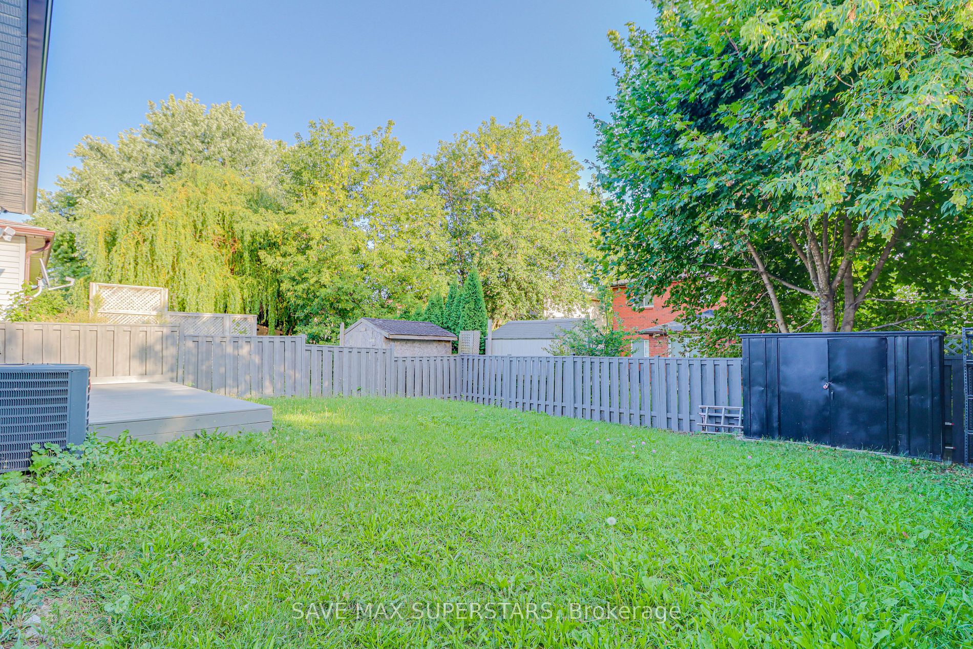 27 Maitland Dr