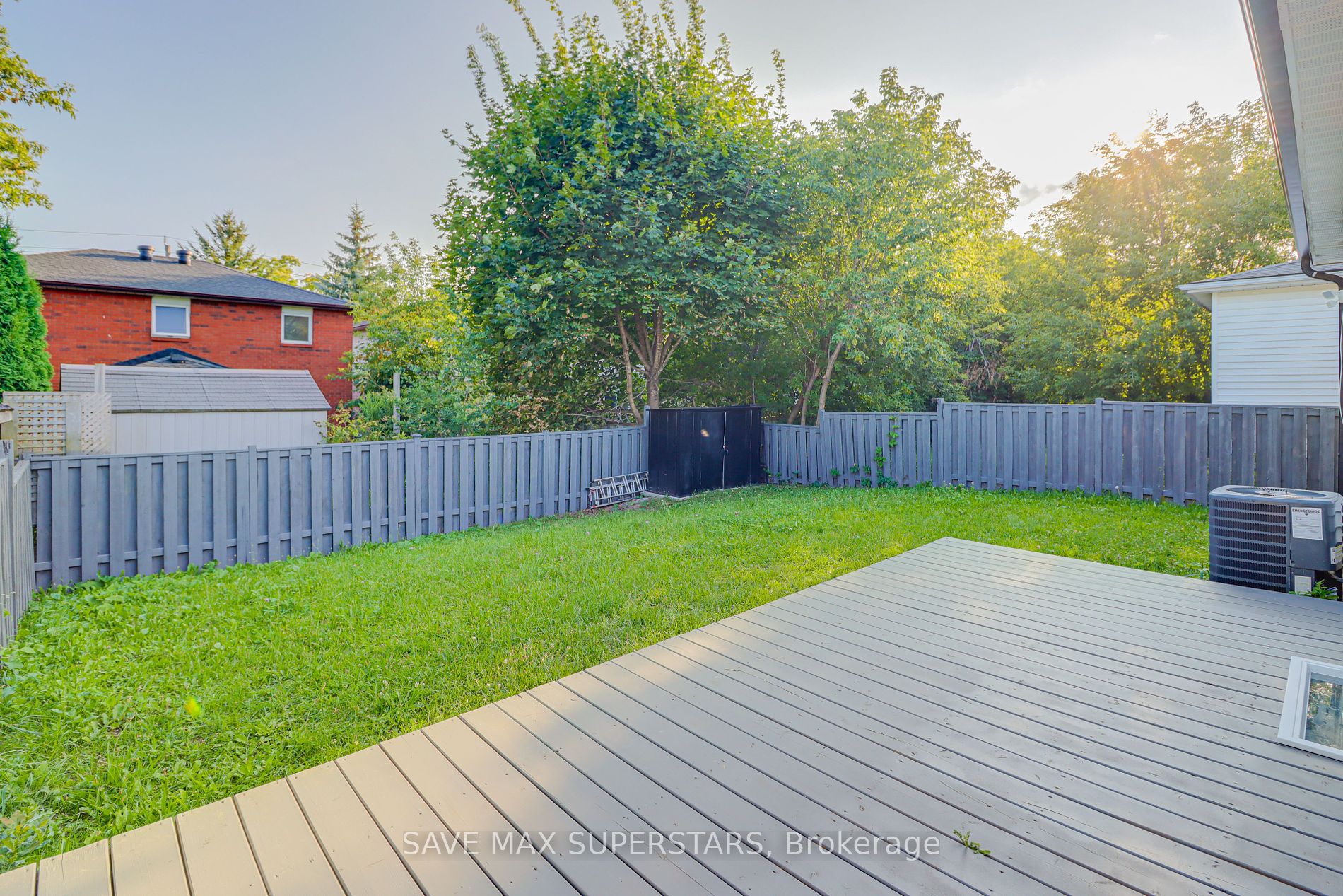 27 Maitland Dr