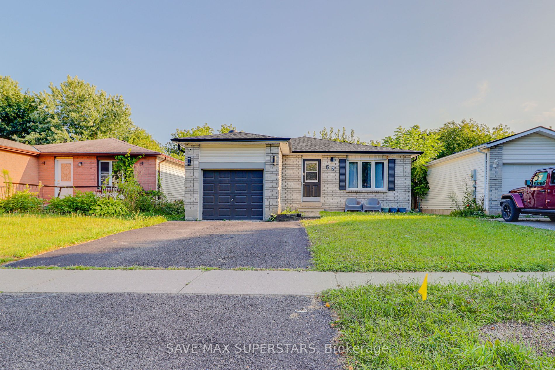27 Maitland Dr