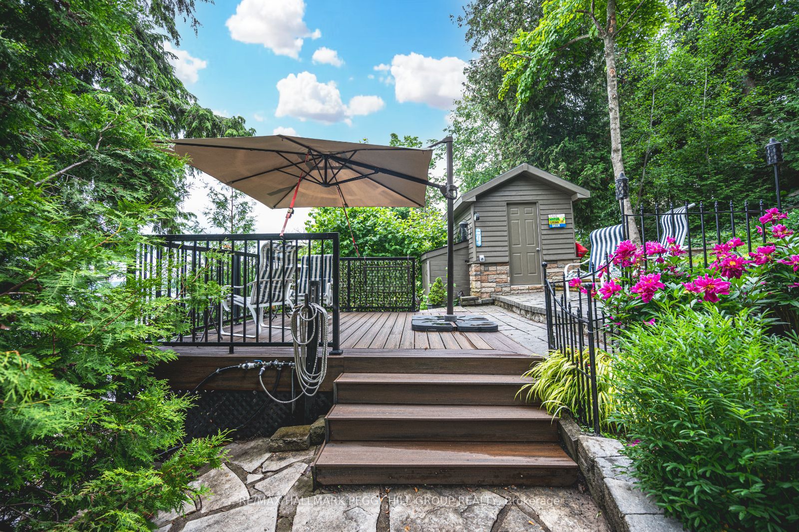 31 Plunkett Crt