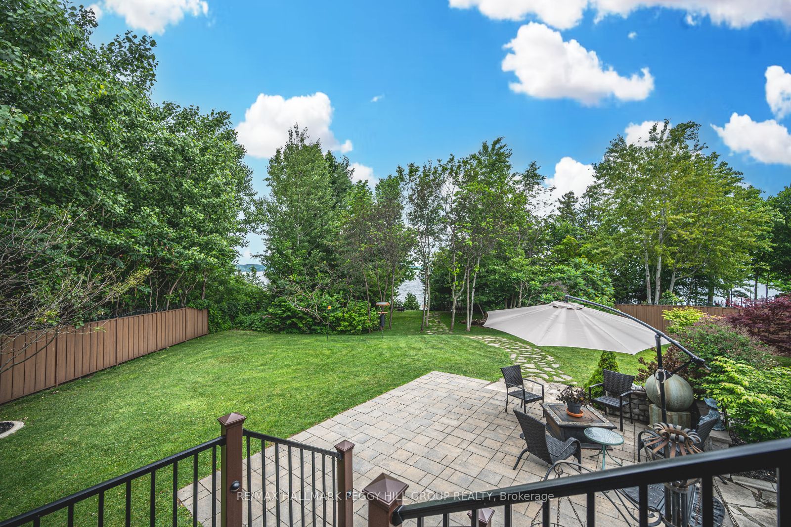 31 Plunkett Crt