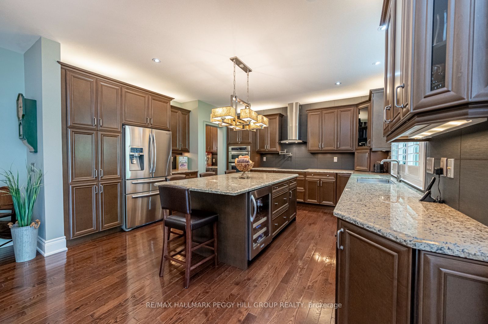 31 Plunkett Crt