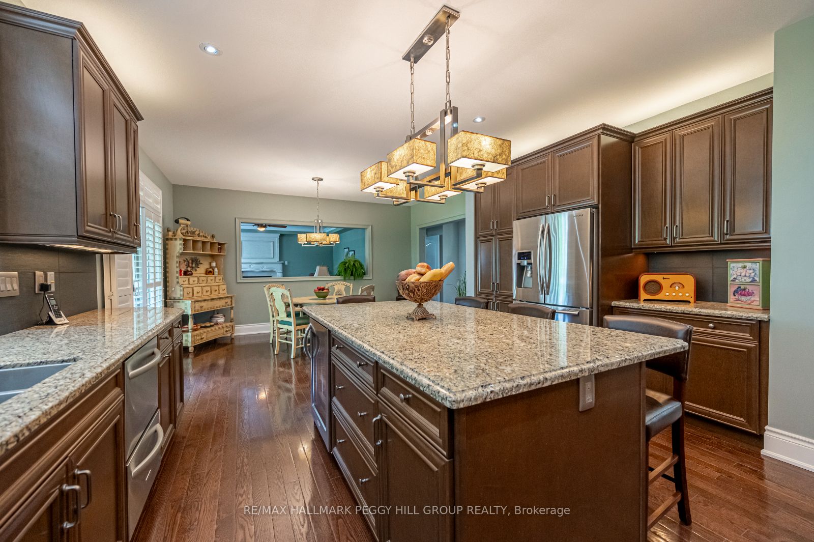 31 Plunkett Crt
