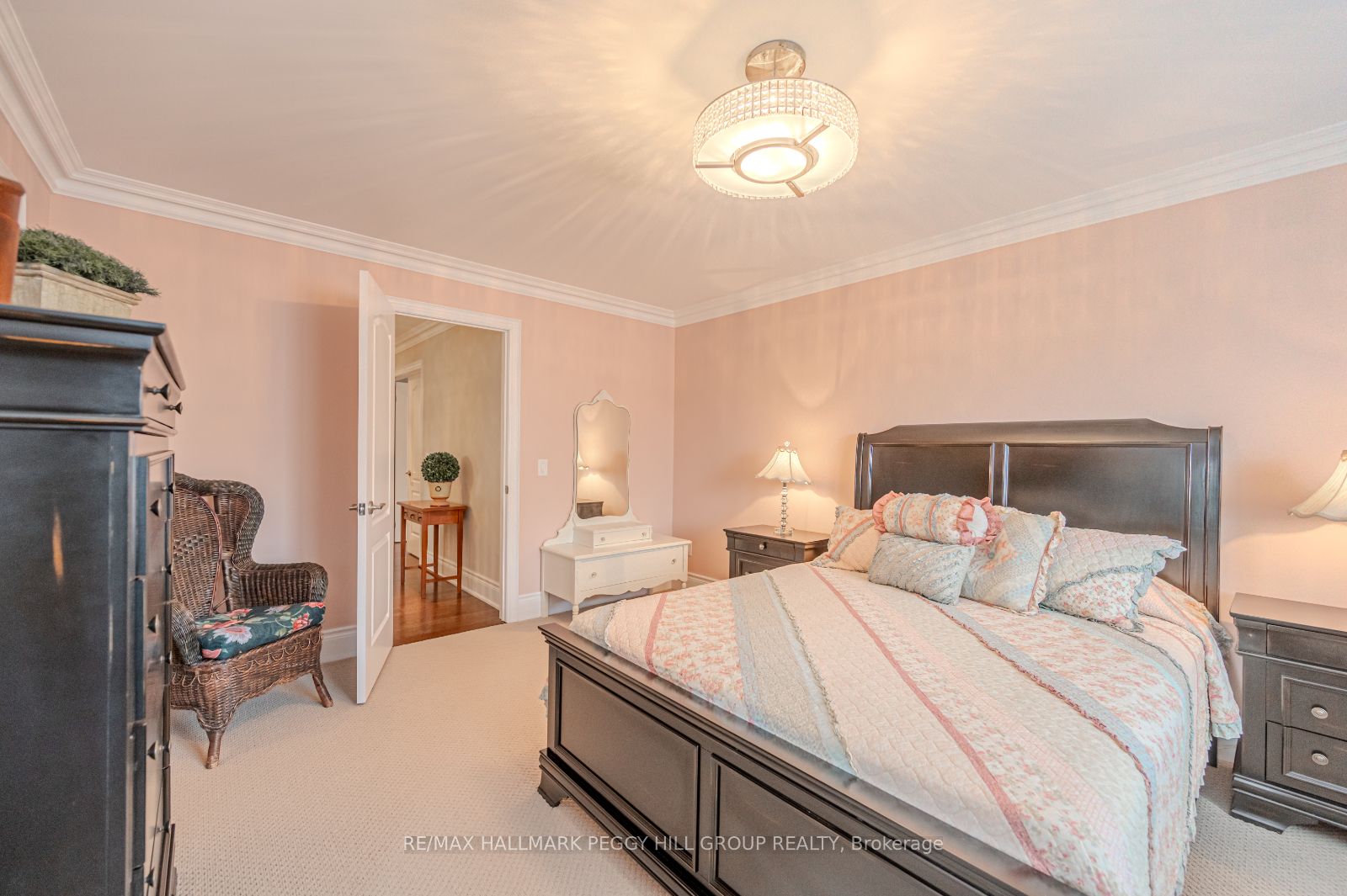 31 Plunkett Crt