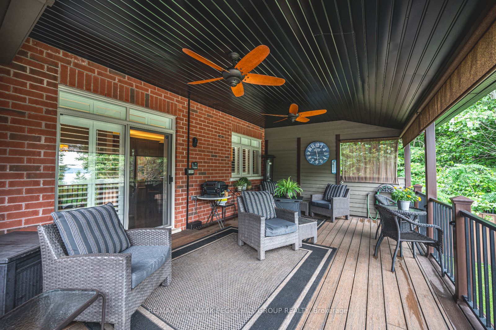 31 Plunkett Crt
