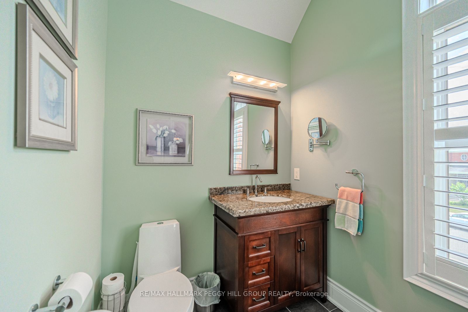31 Plunkett Crt