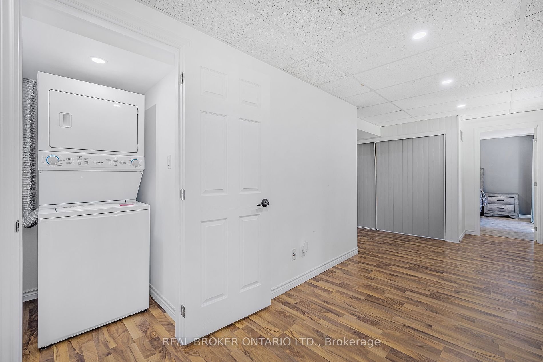 35 Pooles Rd