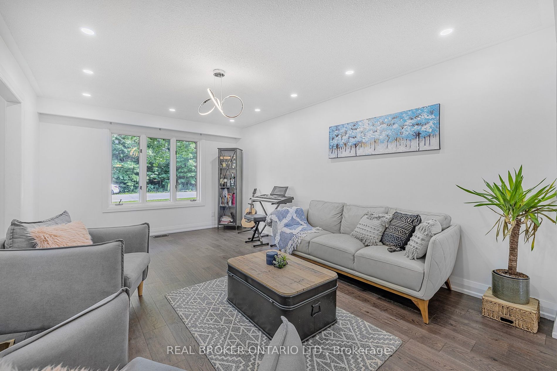 35 Pooles Rd