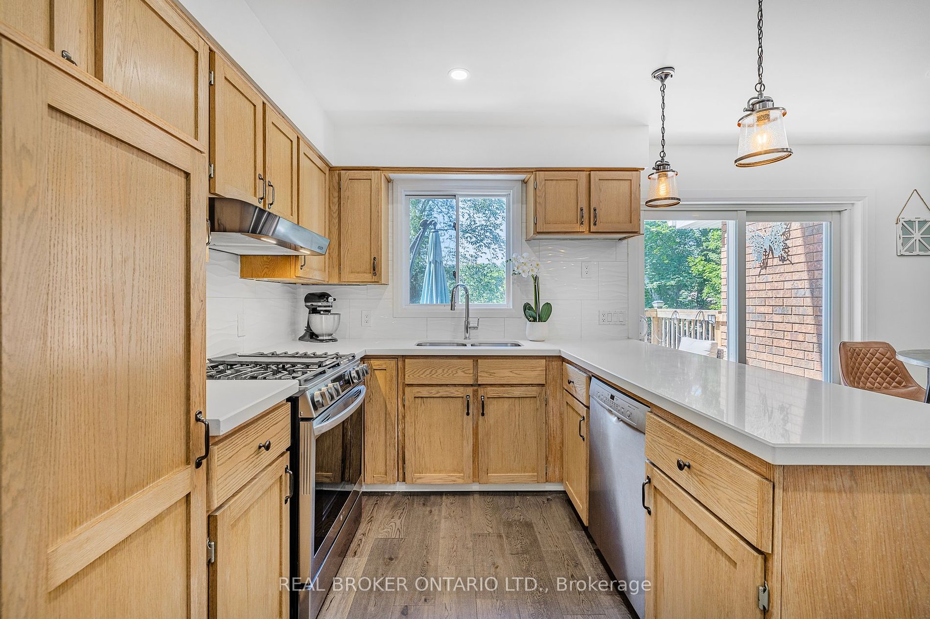 35 Pooles Rd