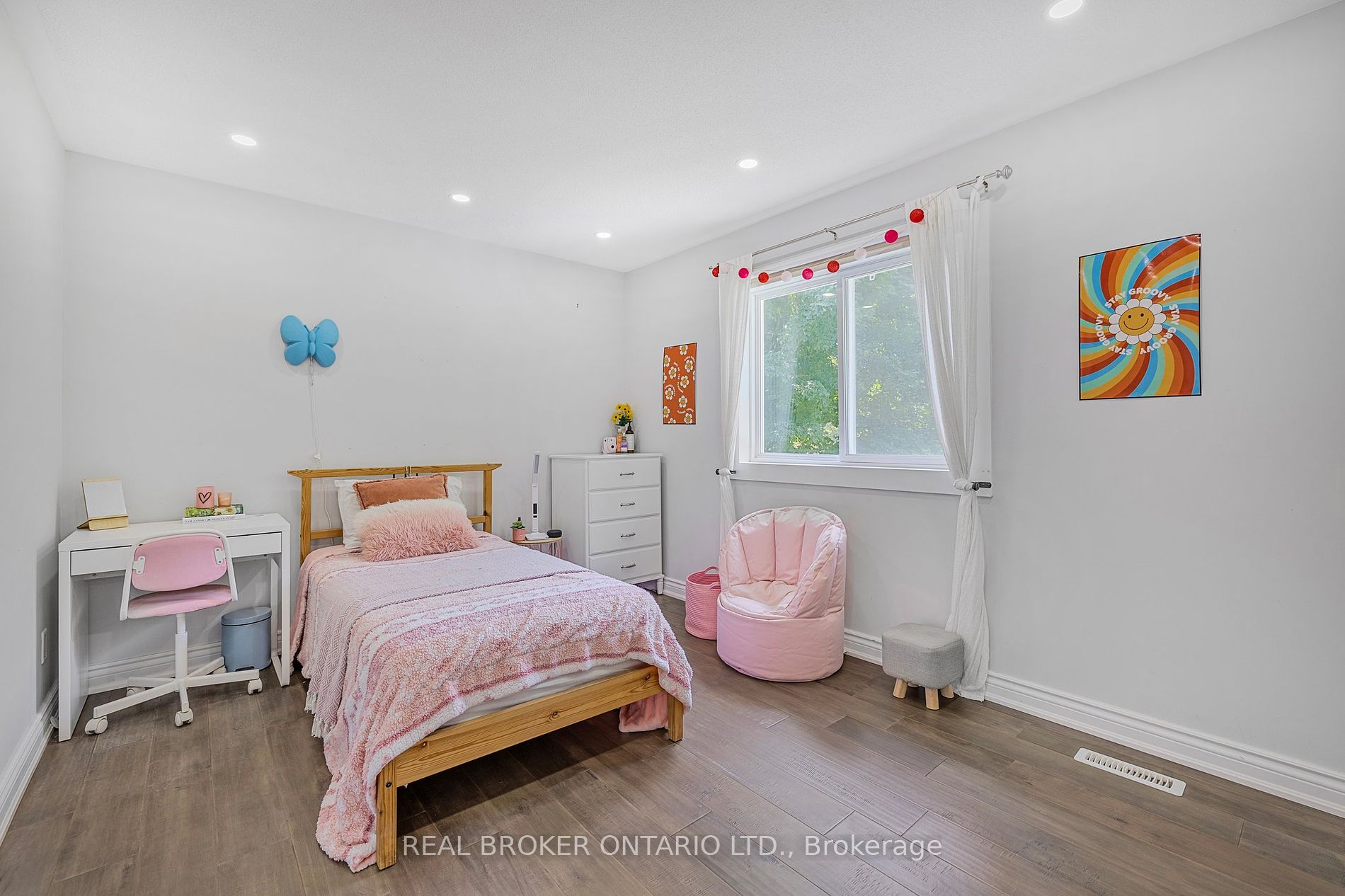 35 Pooles Rd