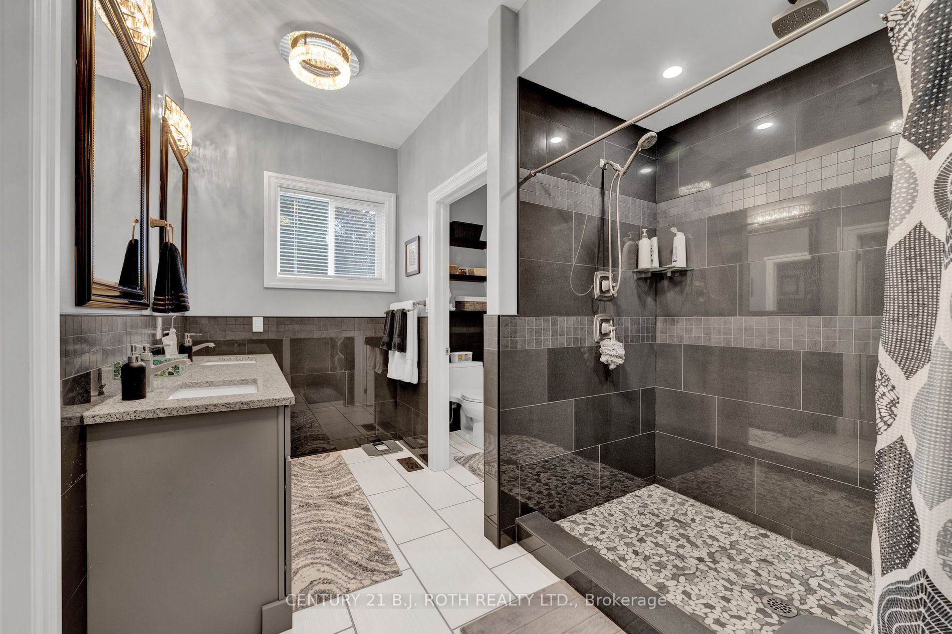 2775 Triple Bay Rd