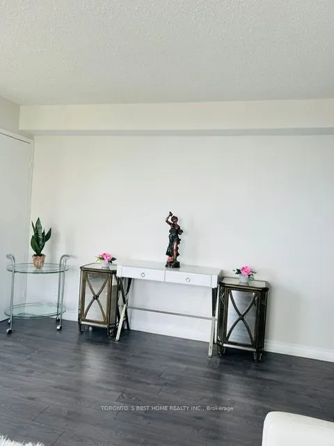 75 Ellen St, #1509
