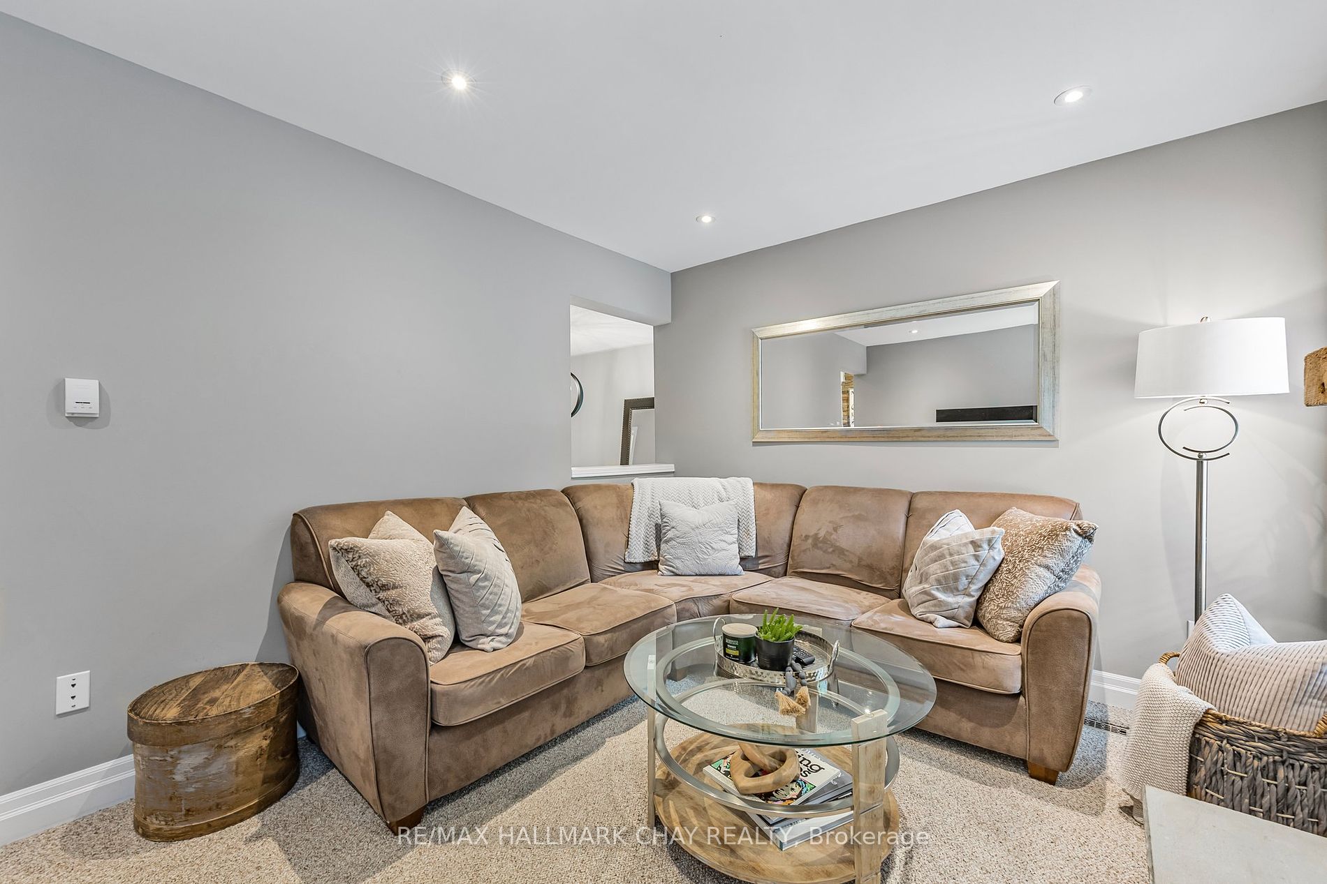 15 Cityview Circ