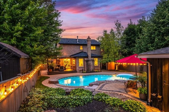 15 Cityview Circ
