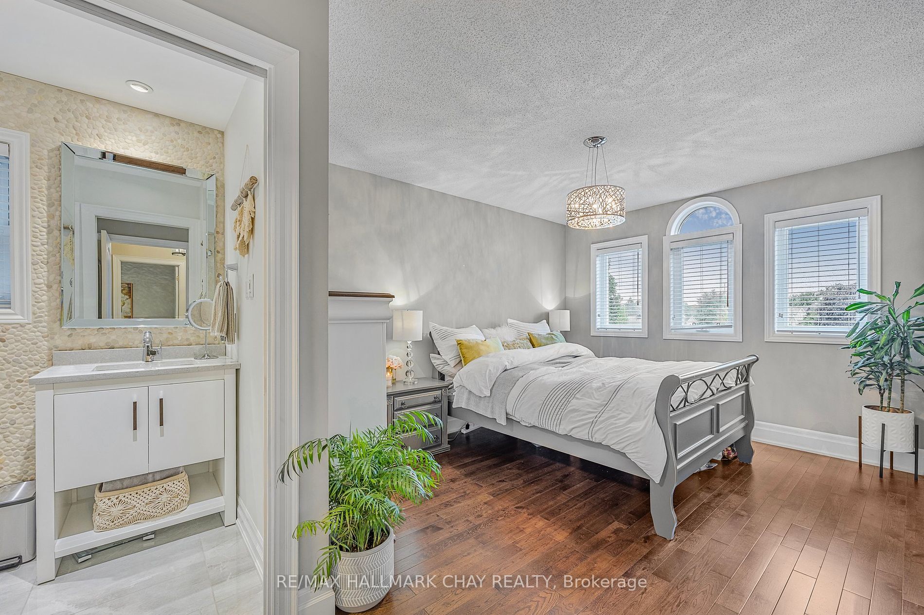15 Cityview Circ