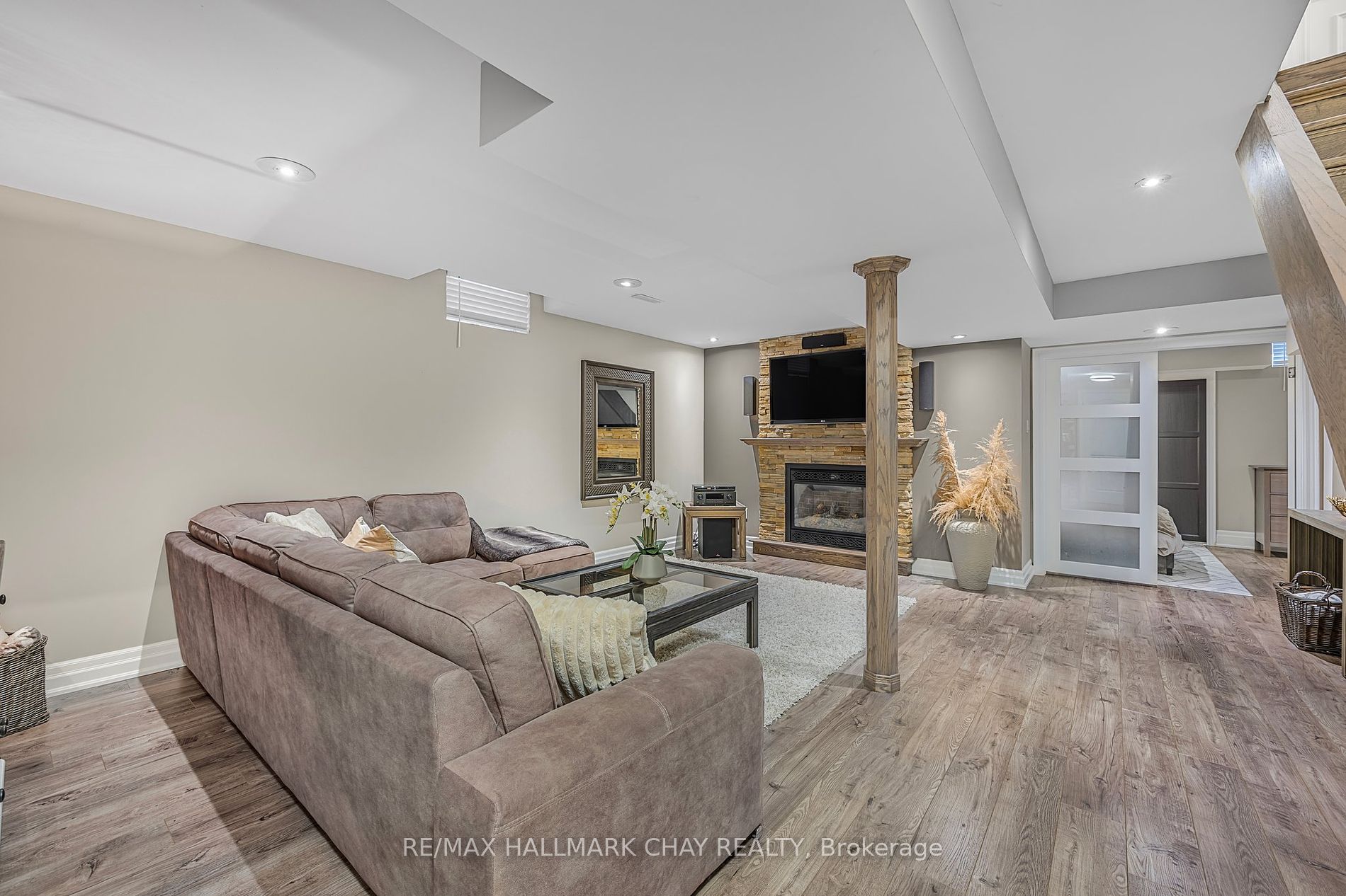 15 Cityview Circ