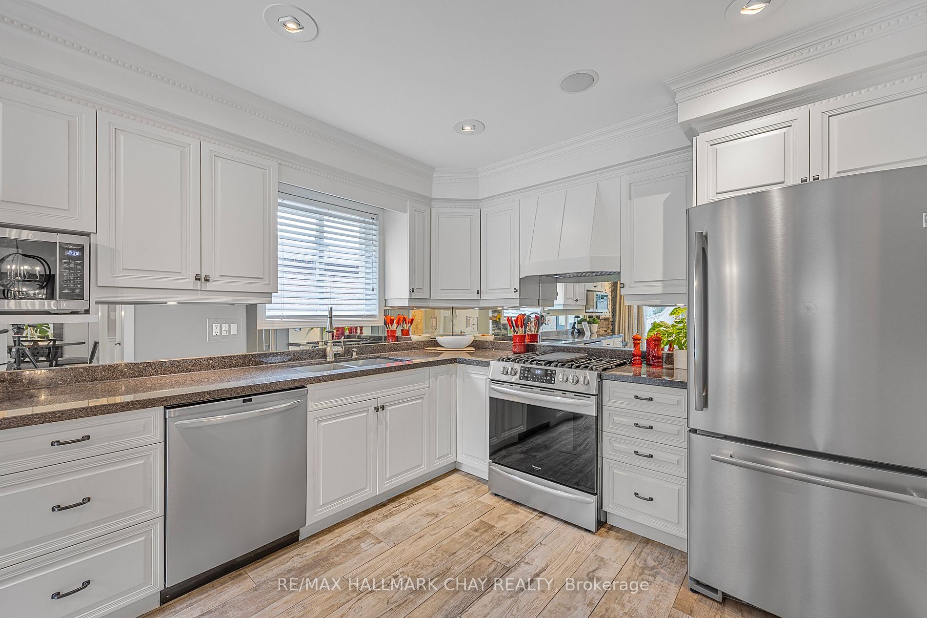 15 Cityview Circ