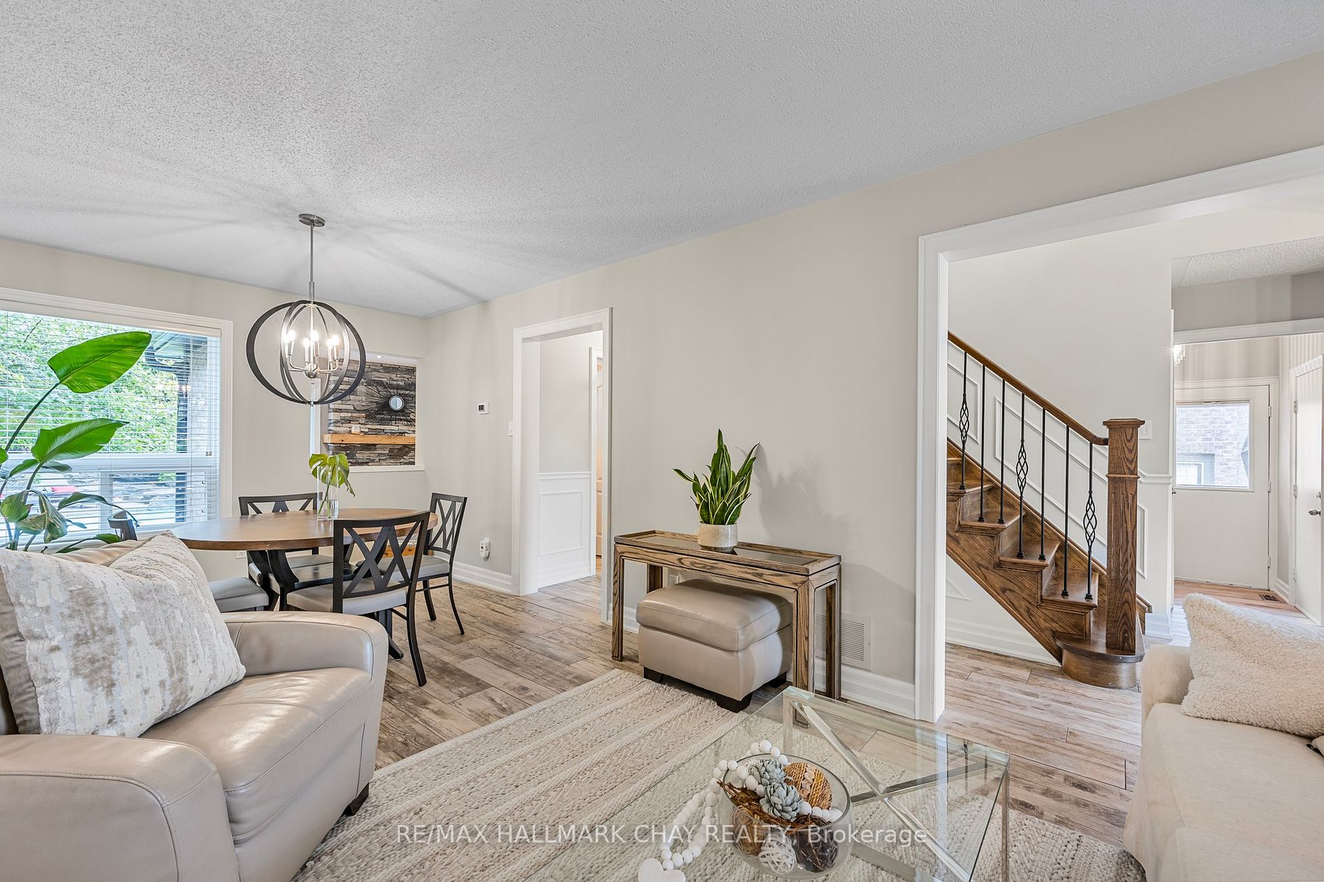 15 Cityview Circ