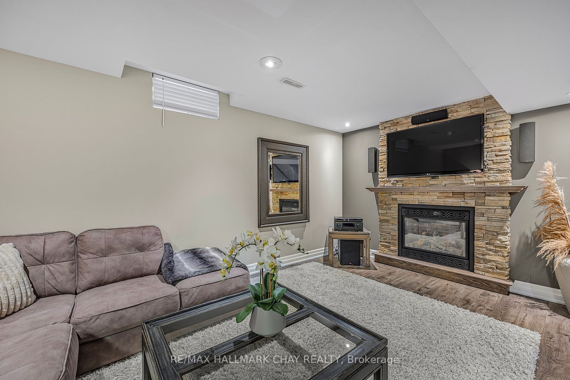 15 Cityview Circ