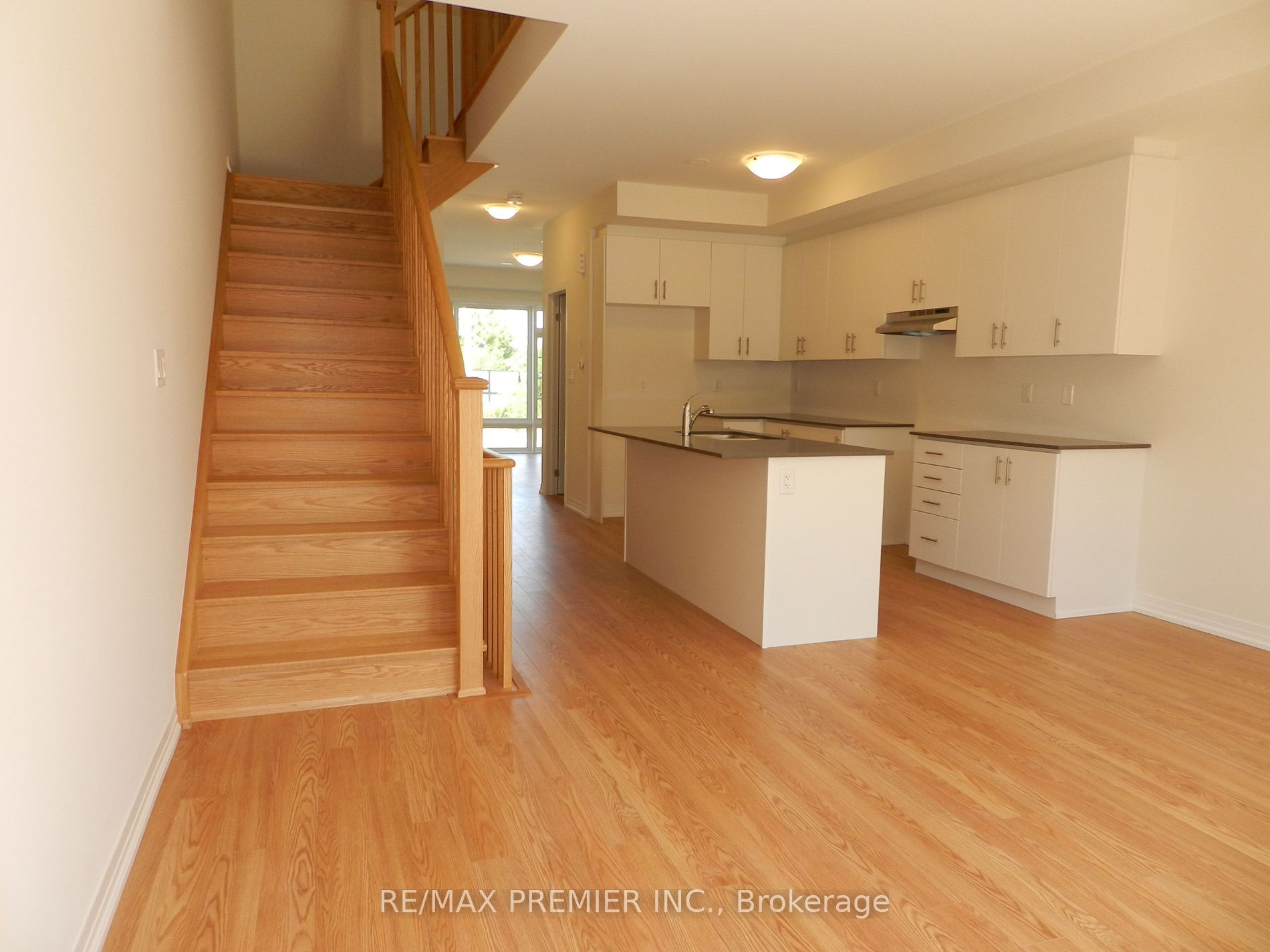 10 Cherry Hill Lane