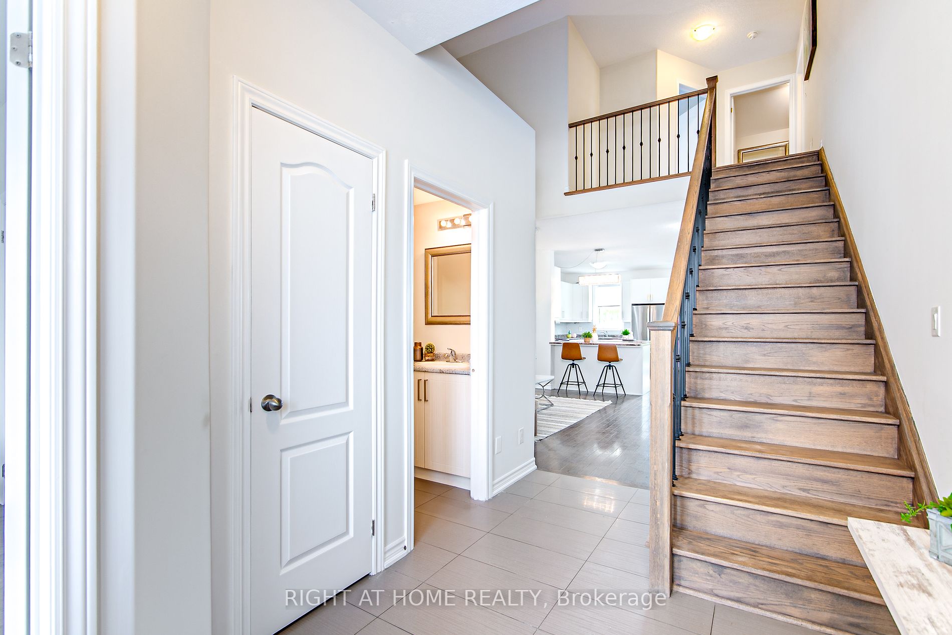 56 Megan Cres