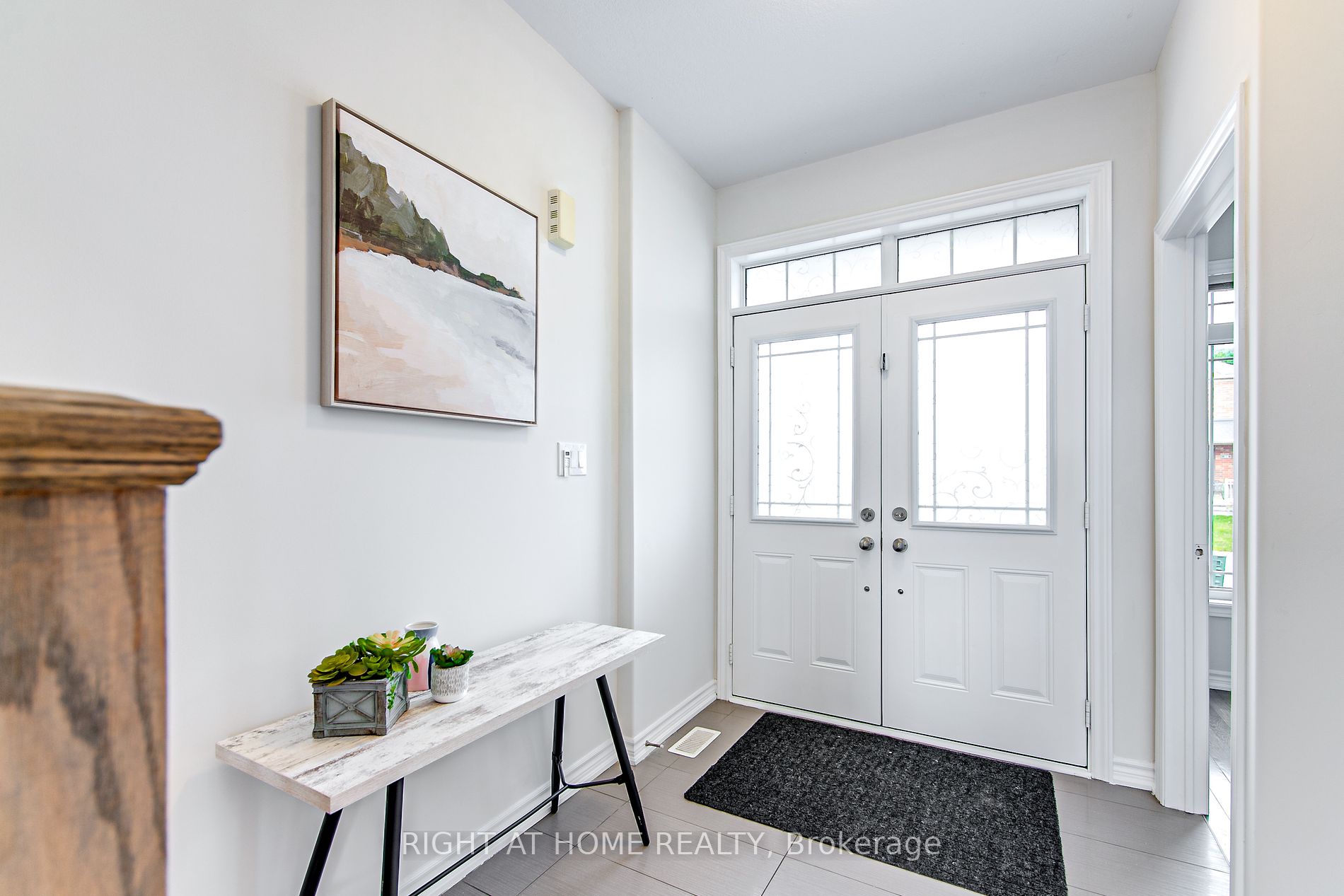 56 Megan Cres