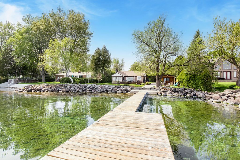81 Parkside Dr