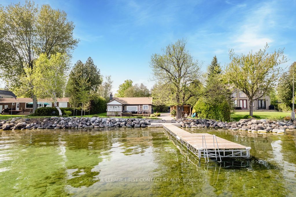 81 Parkside Dr
