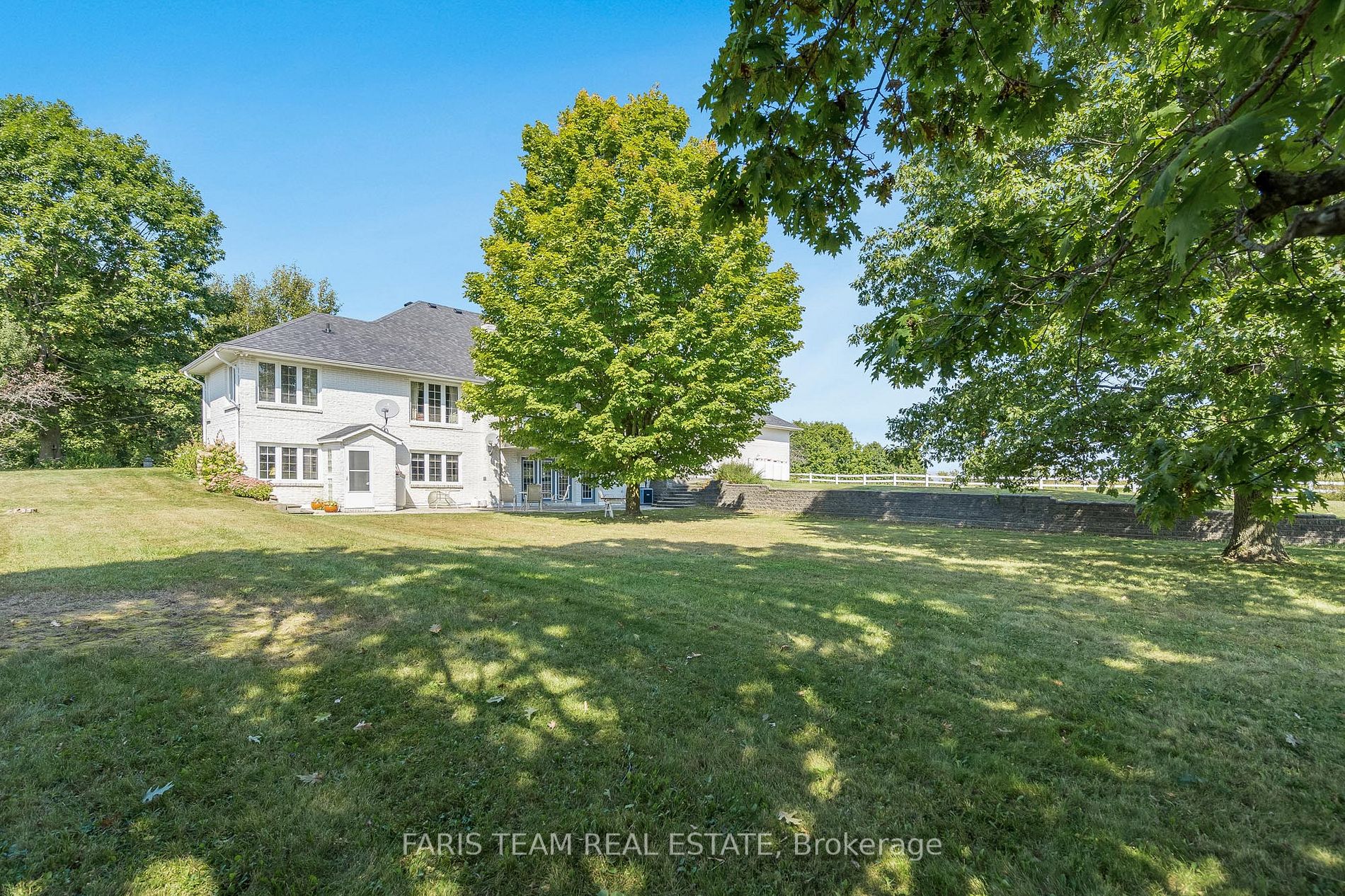 1331 Flos Road 3 E