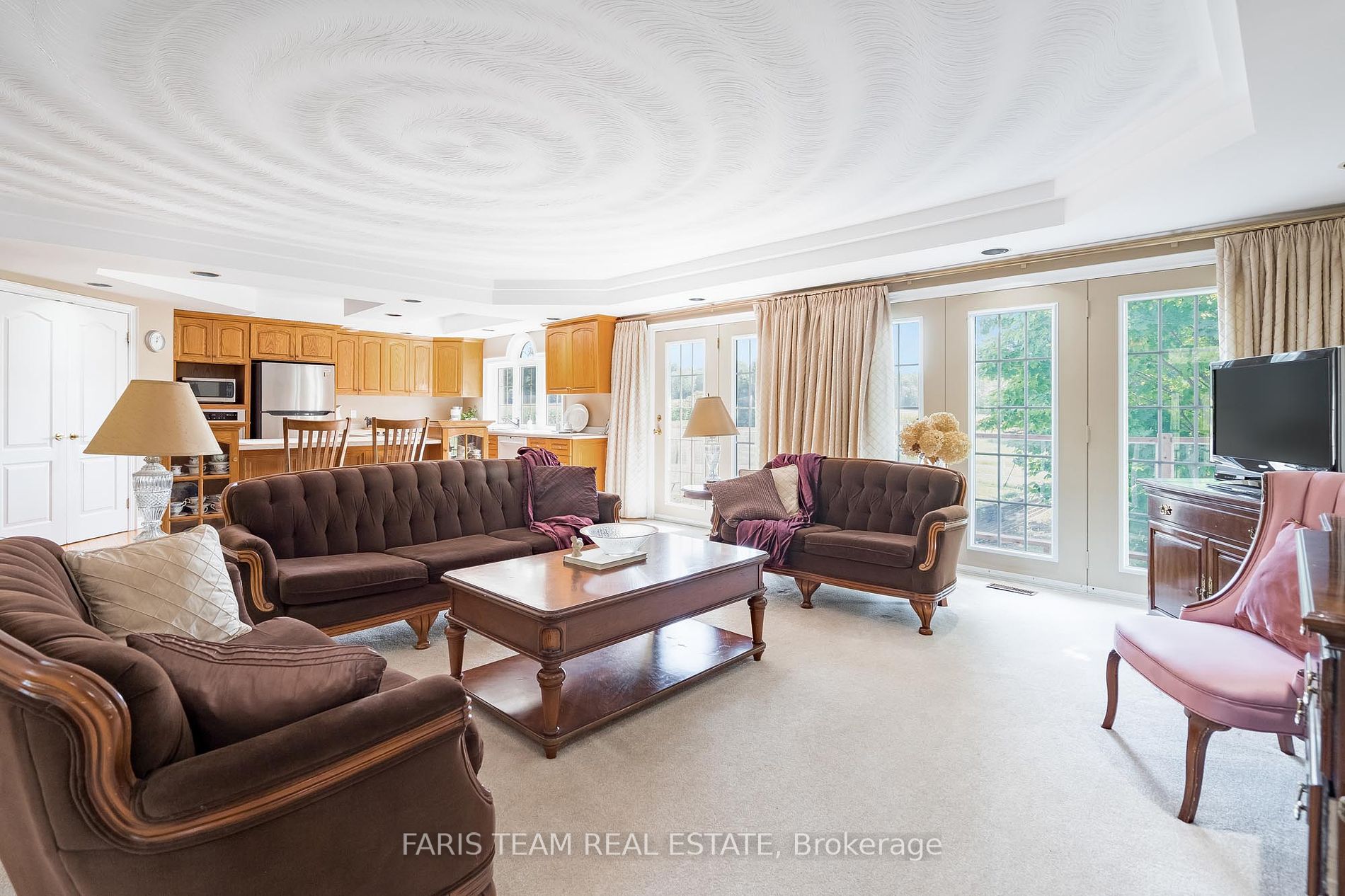 1331 Flos Road 3 E