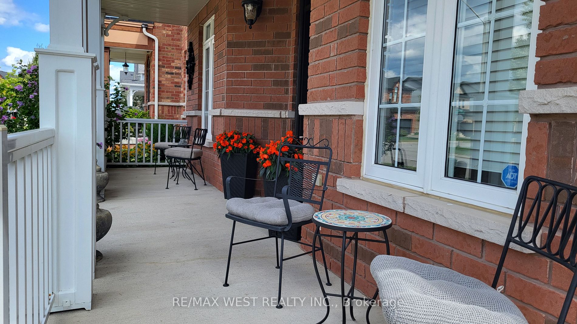 118 Succession Cres