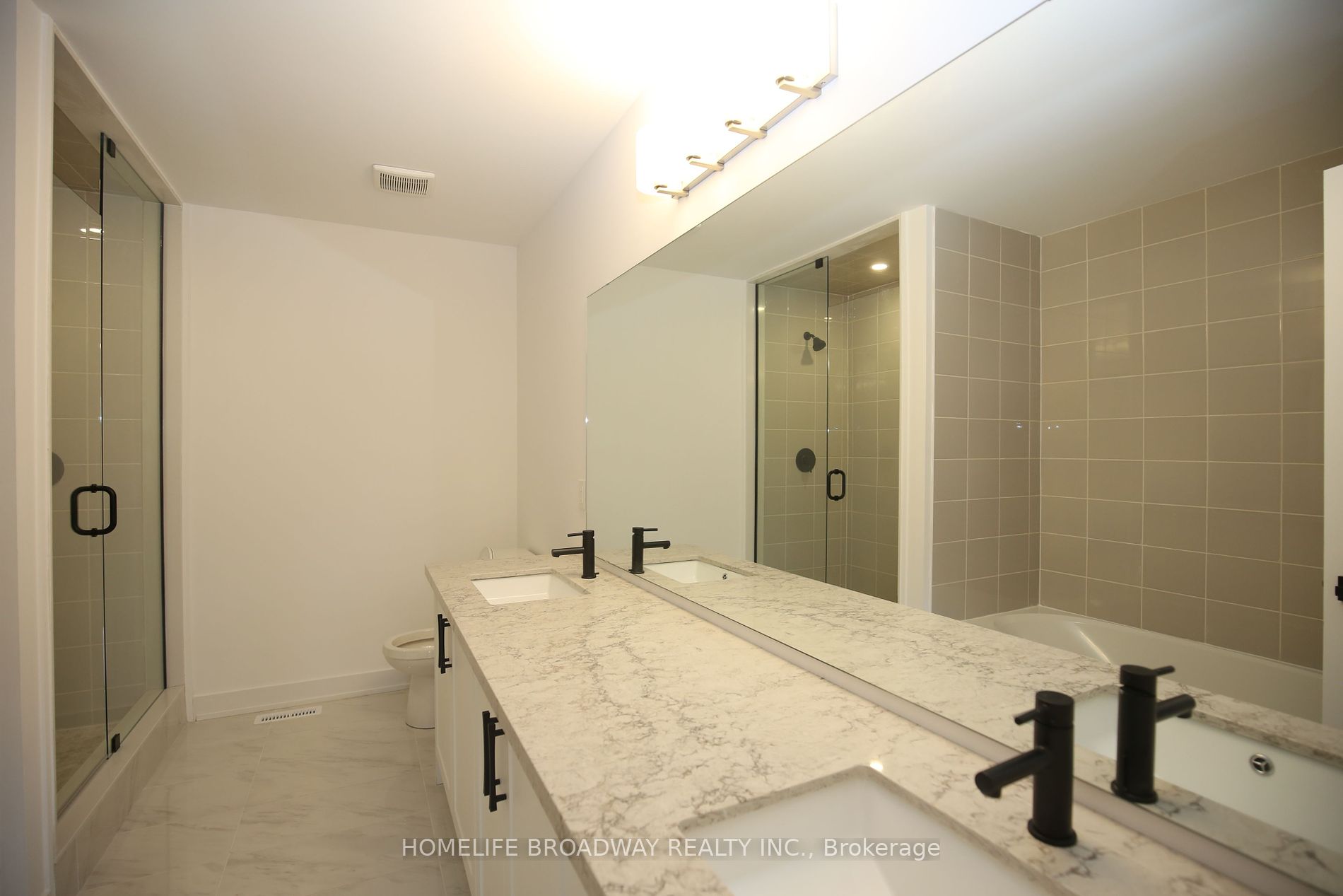 54 Harvest Cres