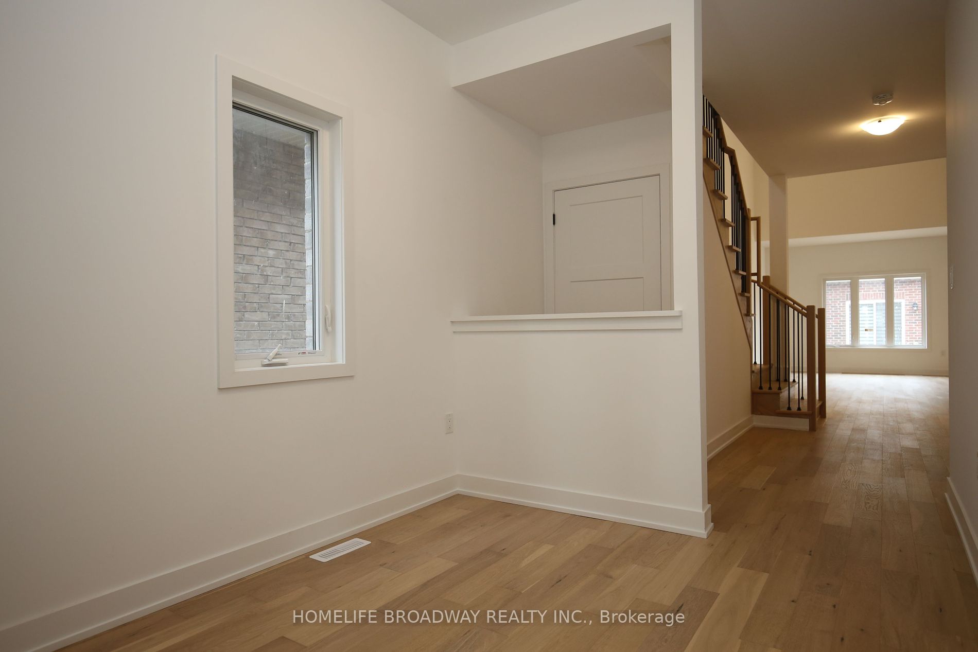 54 Harvest Cres