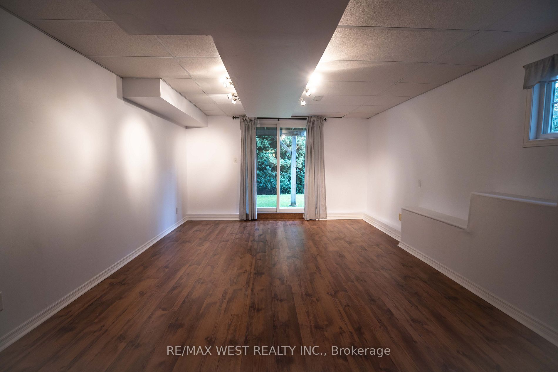 11 Royalton Lane, #11