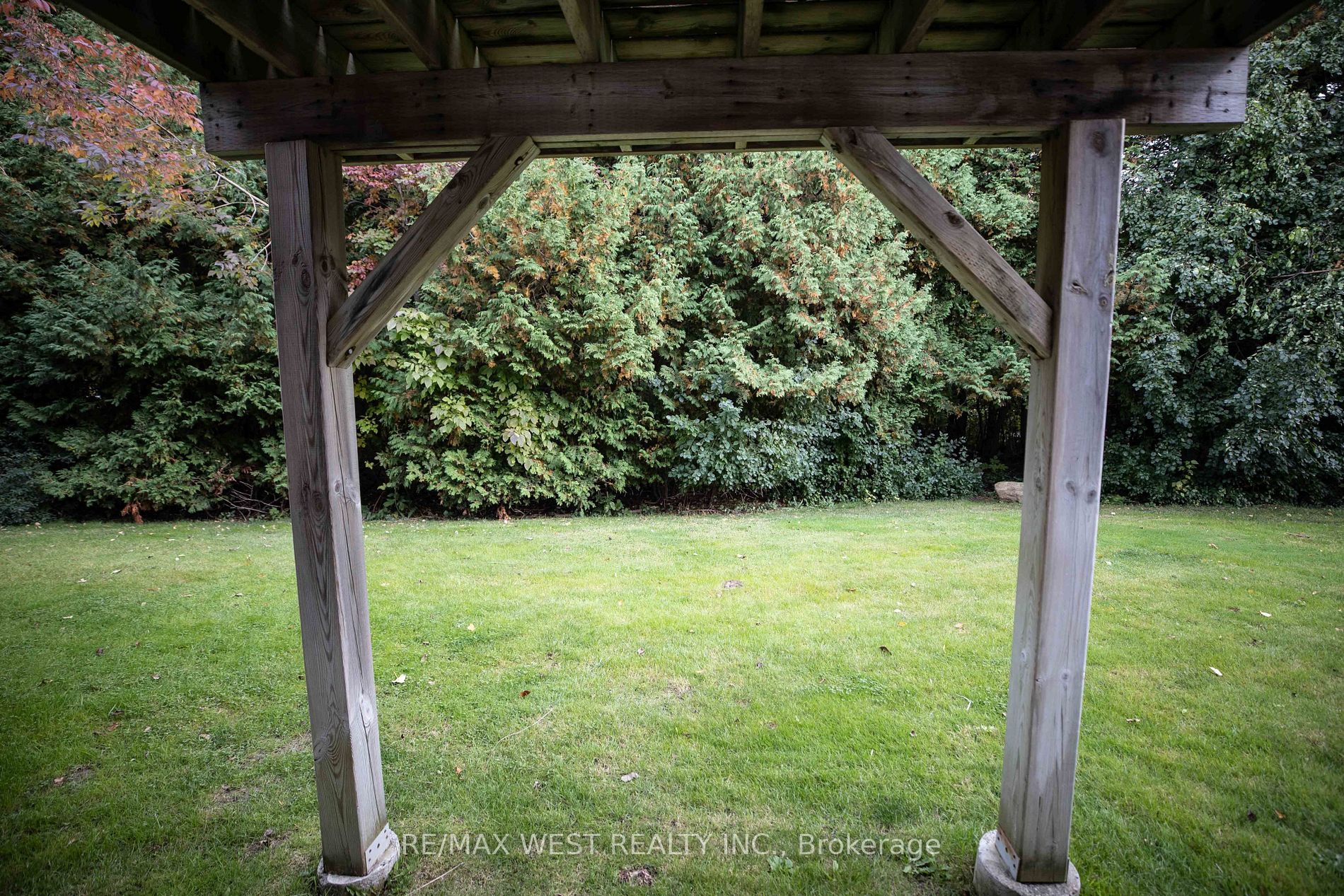 11 Royalton Lane, #11