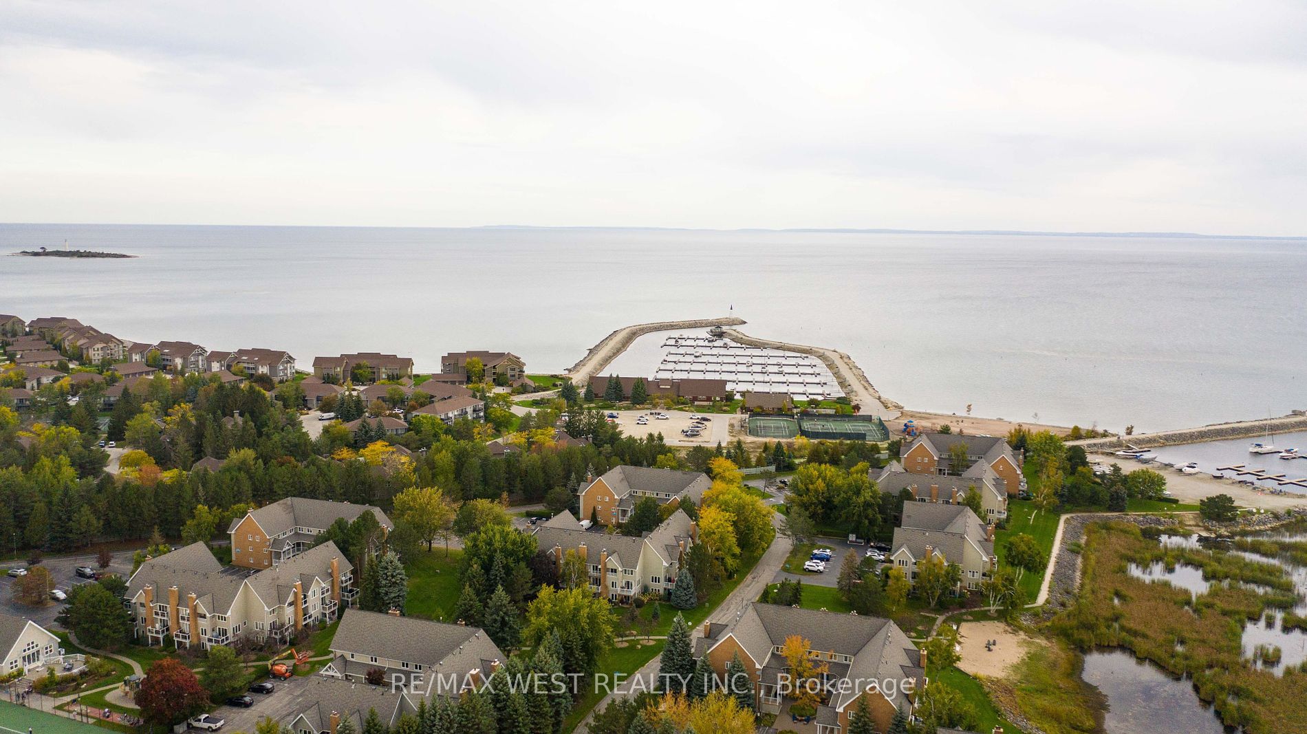 11 Royalton Lane, #11