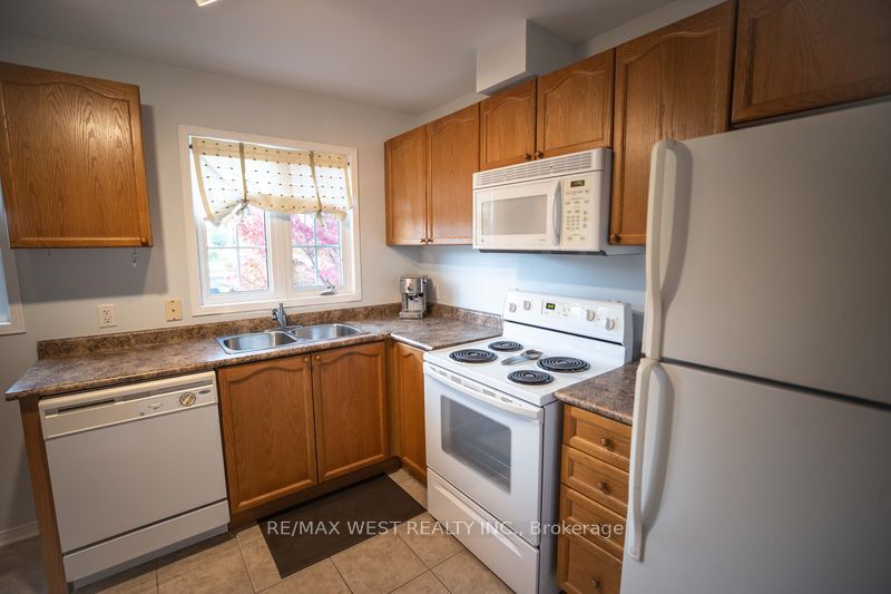 11 Royalton Lane, #11