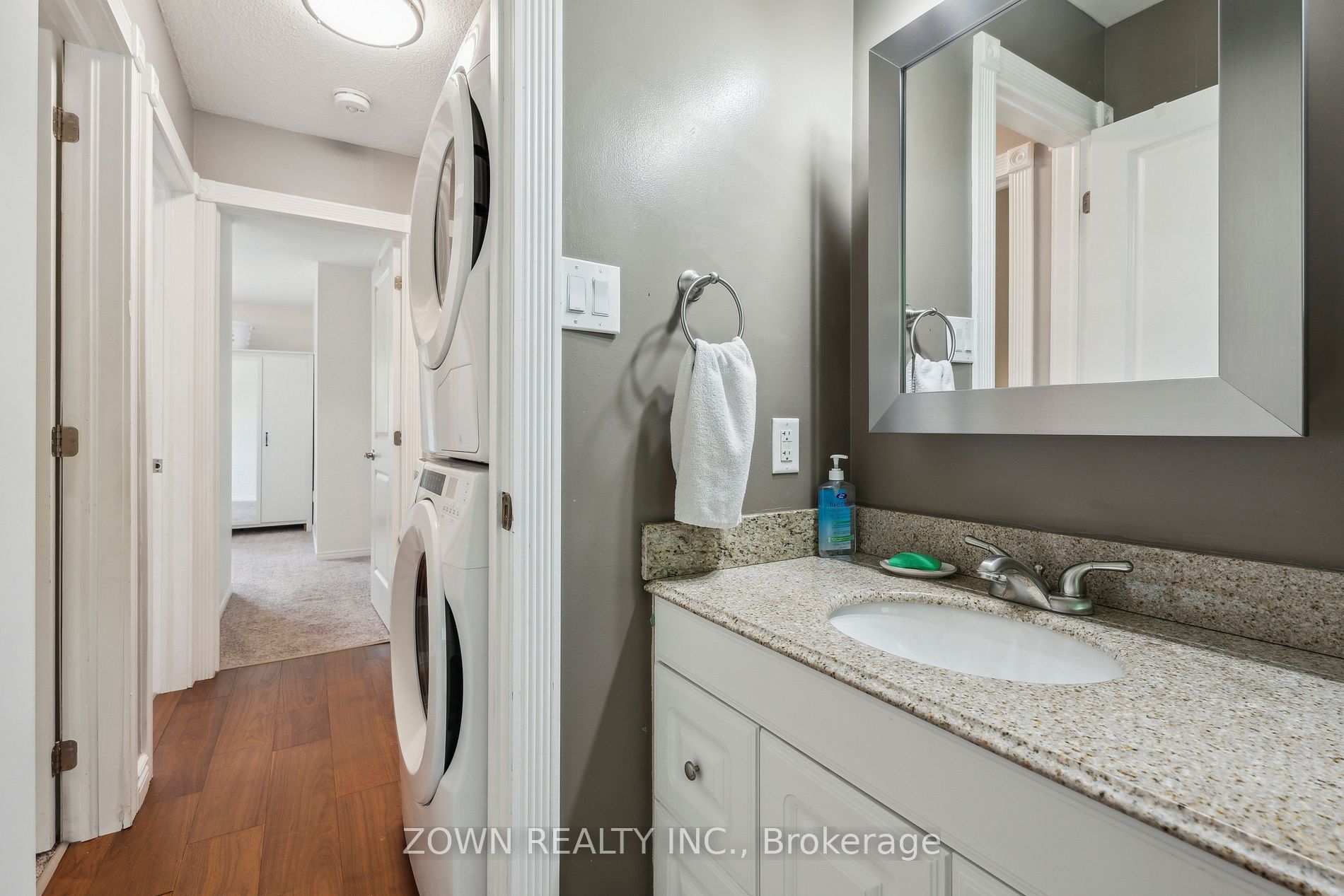 11 Bristow Court