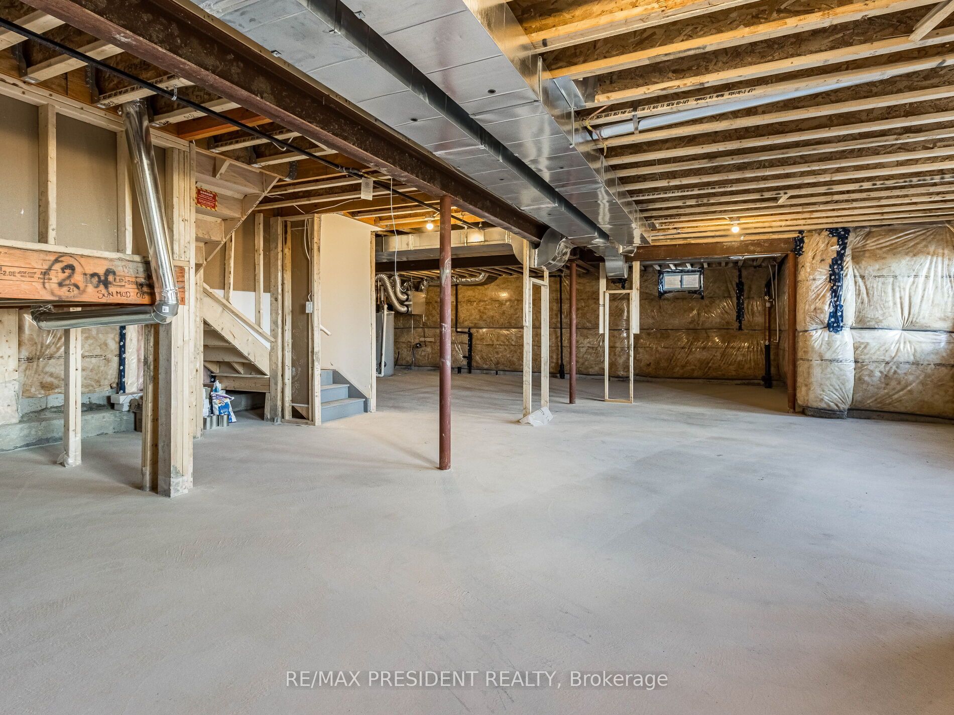 253 Warden St