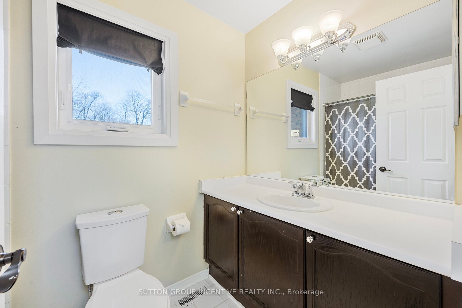 33 Glen Oak Crt