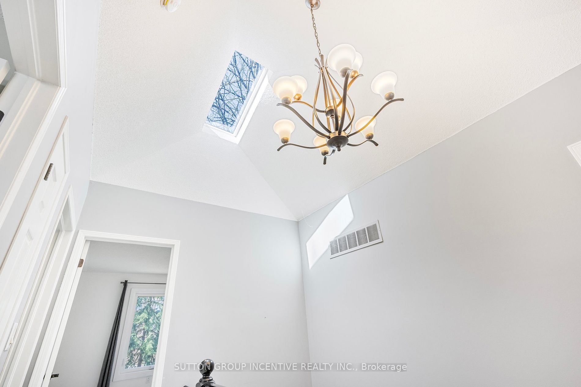 33 Glen Oak Crt