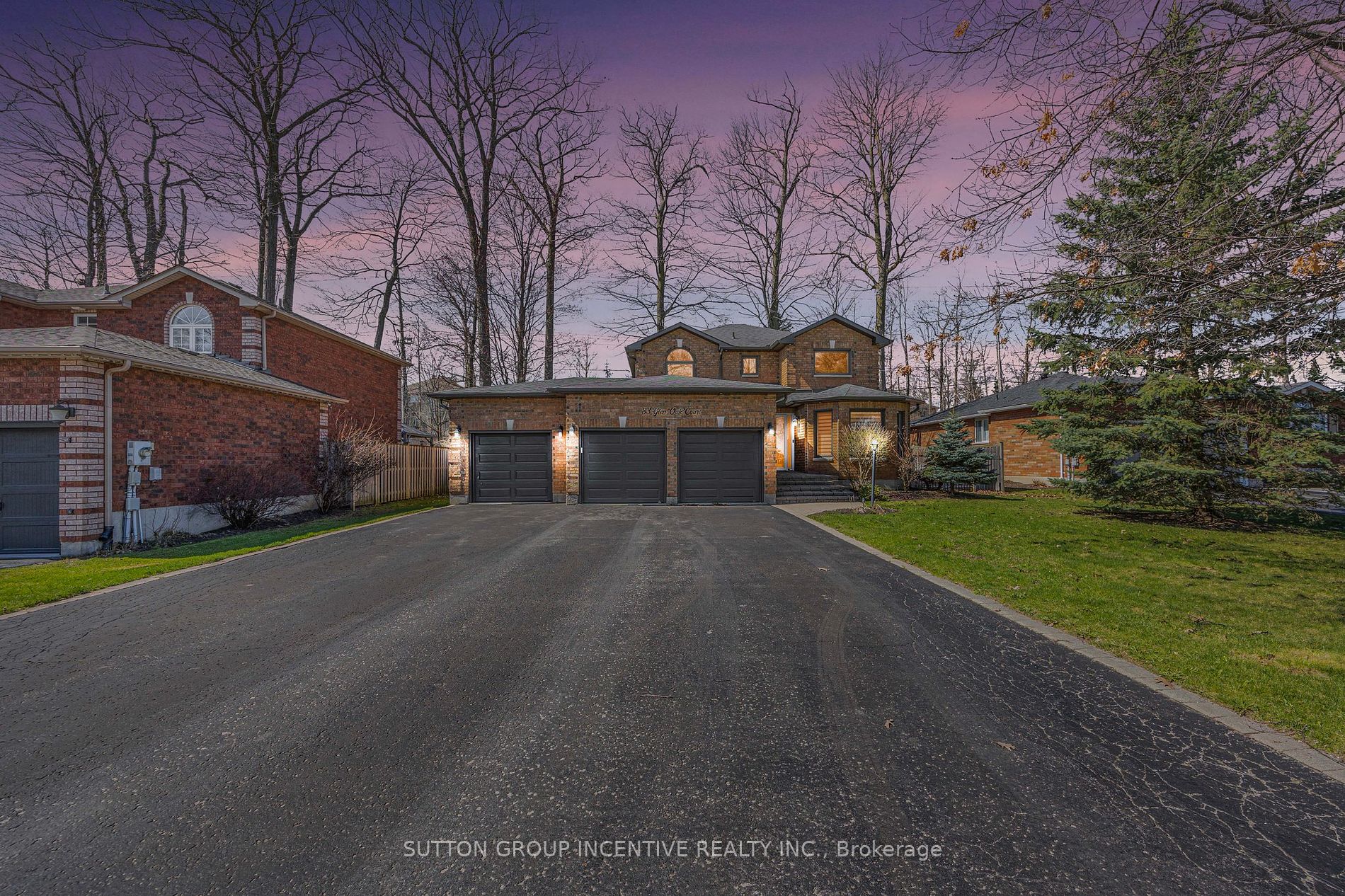 33 Glen Oak Crt