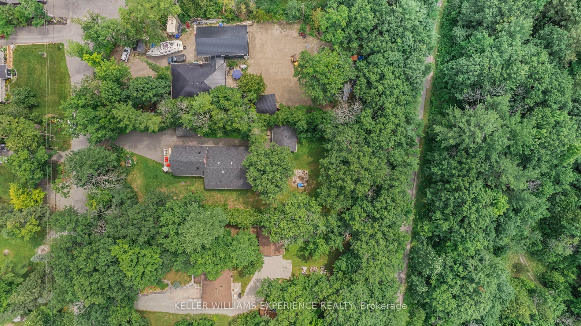 10 Bayside Ave