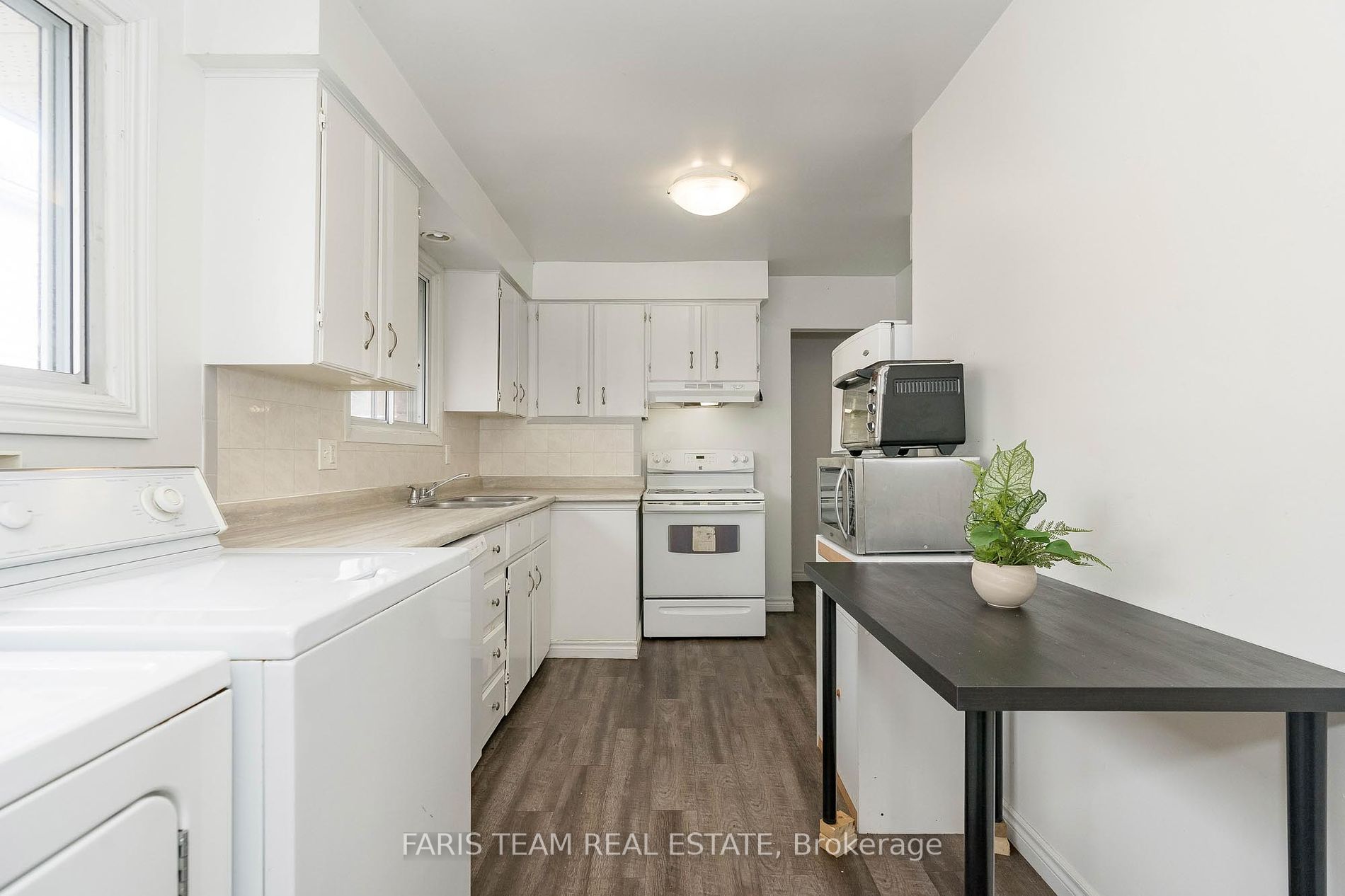 22A Bernick Dr