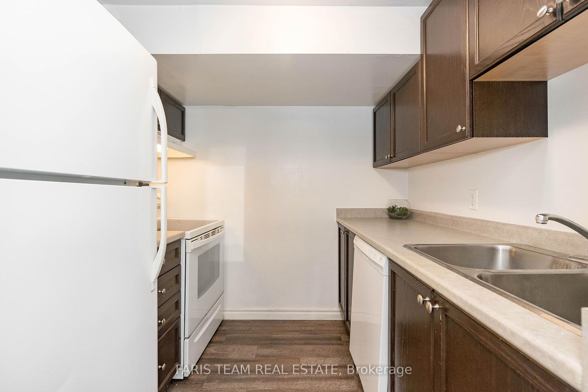 22A Bernick Dr