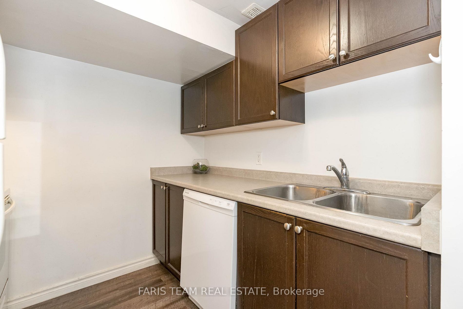 22A Bernick Dr