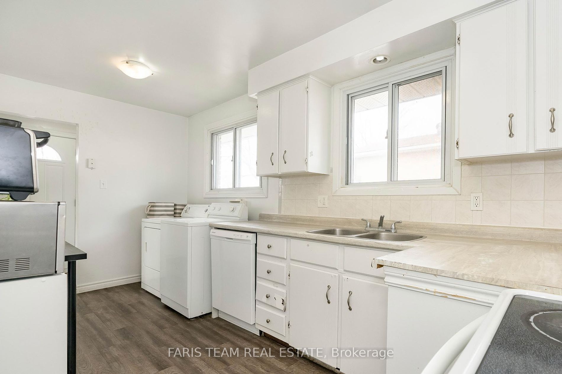 22A Bernick Dr